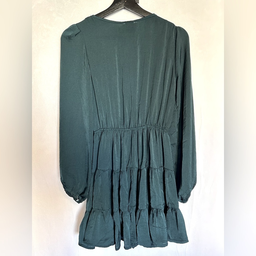 Princess Polly Evergreen Flowy Ruffle Mini Dress Size 2 - Picture 3 of 6